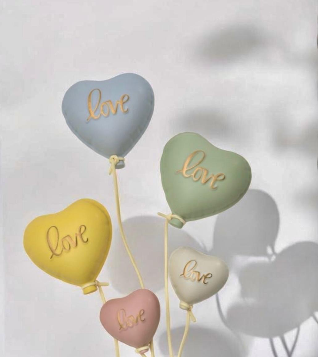 Palloncini cuore satin LOVE assortiti Ad Emozioni – bomboniere matrimonio battesimo comunione cresima – GCN Creative
